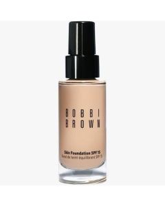 Bobbi Brown Moisture-Rich 1.25 Cool Ivory Foundation 30ml